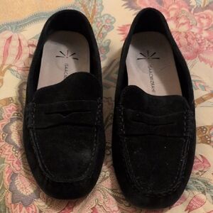 Isaac Mizrahi Black Velvet Flats